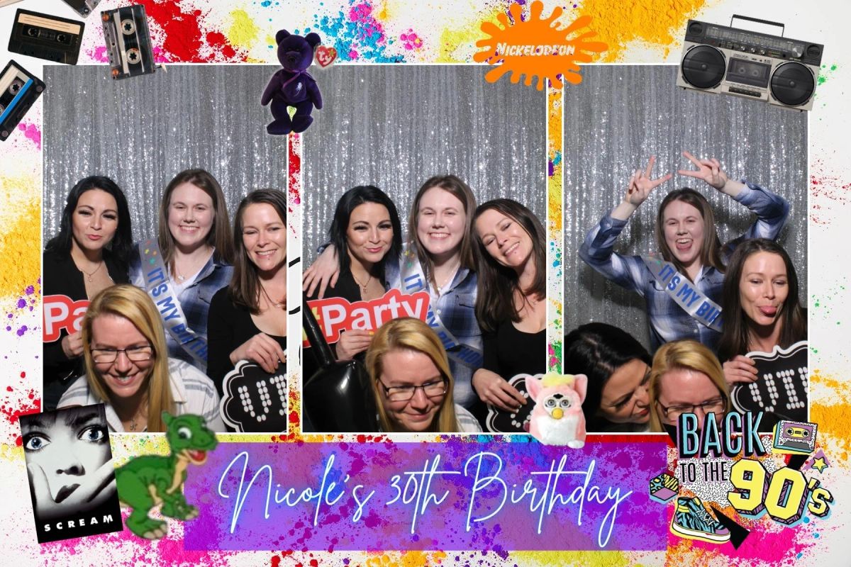 Beetifulphotobooth.com/book-online
Private Online Photo Gallery 